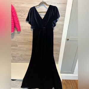 Full length Revelry Size 8 midnight blue velvet bridesmaid dress